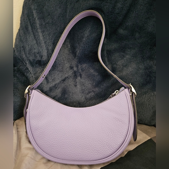 Coach Handbags - NWOT Coach Luna Shoulder Bag